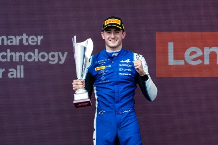 Doohan Racer Doohan Secures Virtuosi's first Formula 2 win of 2022 | Invicta Racing